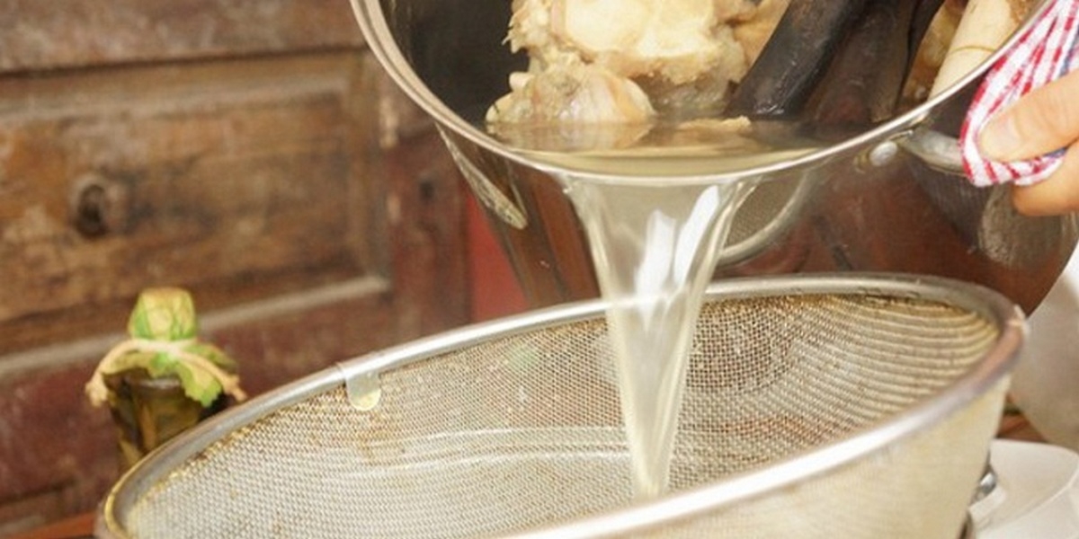 nấu cháo xương bằng nồi cơm điện - hình 3