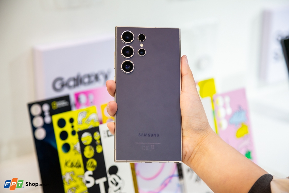Cấu hình mạnh mẽ bởi Snapdragon 8 Gen 3 for Galaxy