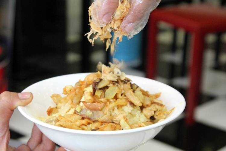 Bật mí cách làm xôi gà nấm đậm đà, thơm ngon, dẻo mềm, cực đơn giản tại nhà Hình 5