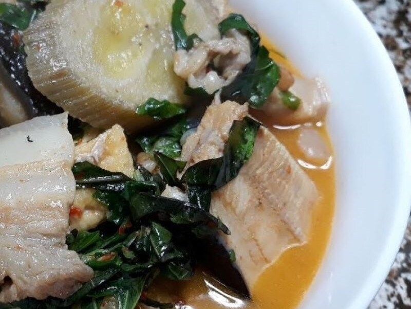 Món cá đuối om chuối đậu đậm đà, thơm nồng