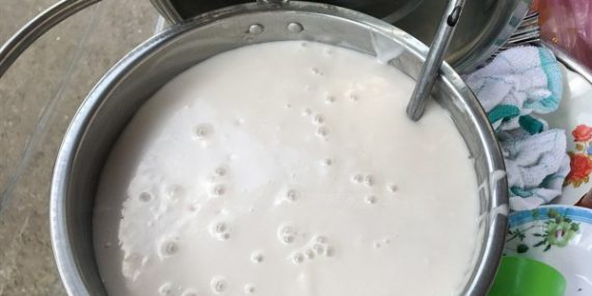 cách nấu nước cốt dừa ăn chè Thái - hình 3