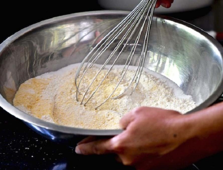 Cách nướng bánh đa bằng nồi chiên không dầu cực đơn giản chỉ với vài thao tác 1