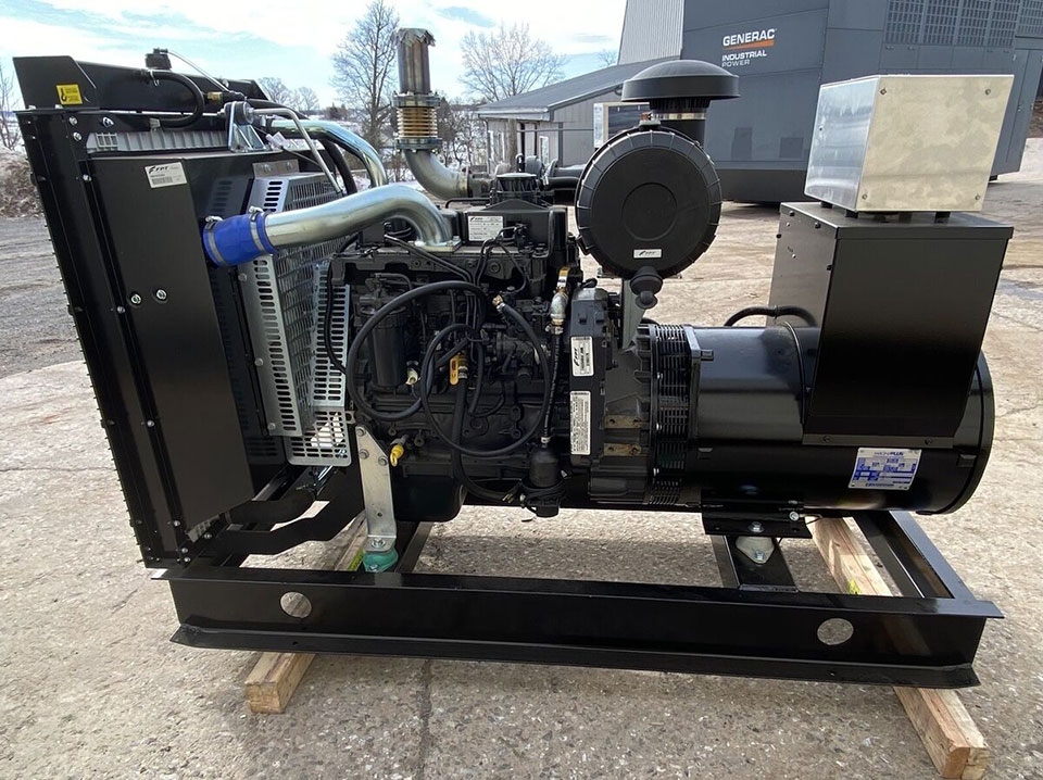 Máy phát điện công nghiệp - Ảnh 09