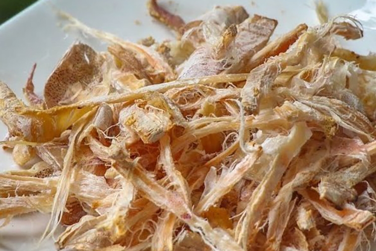 Cách làm mực khô chiên nước mắm (hình 3)