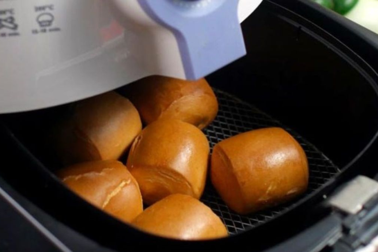 Cách hấp bánh bao bằng nồi chiên không dầu thơm ngon mà vẫn đảm bảo dinh dưỡng - hình 4