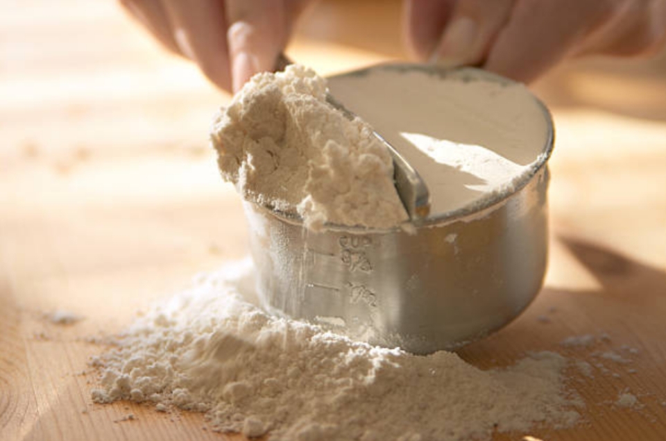 Mazali mushuk joja tirqish Dick video Bokira qiz birinchi marta jinsiy aloqada boladi