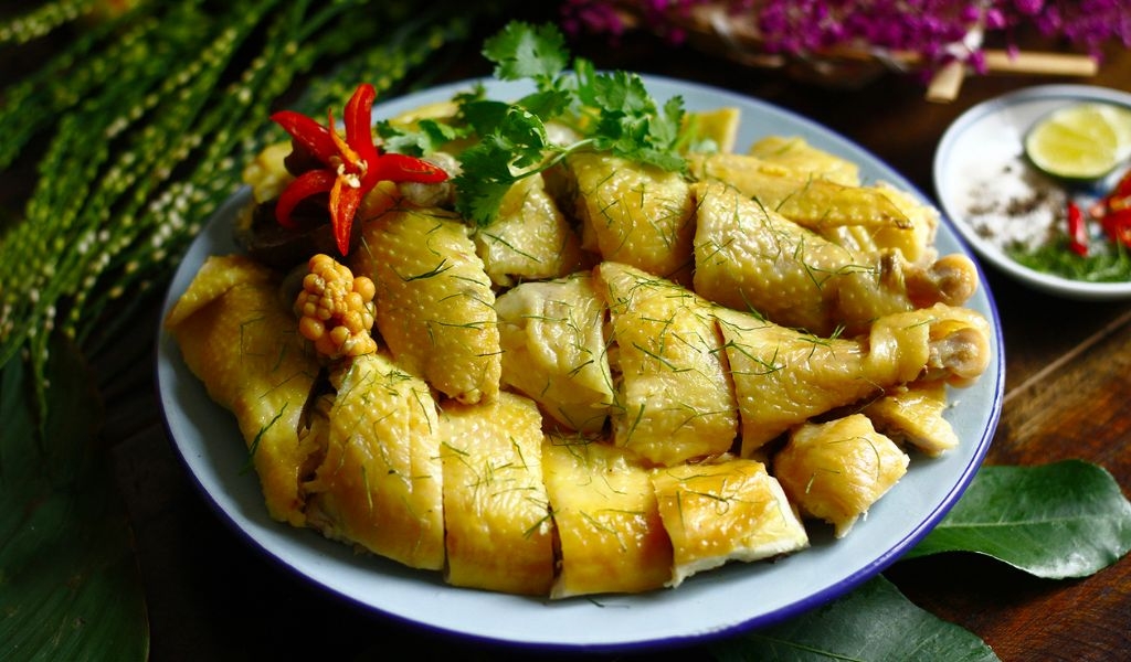 Các cách luộc gà không cần nước mà thịt vẫn mềm ngọt mà bạn nên thử một lần 1