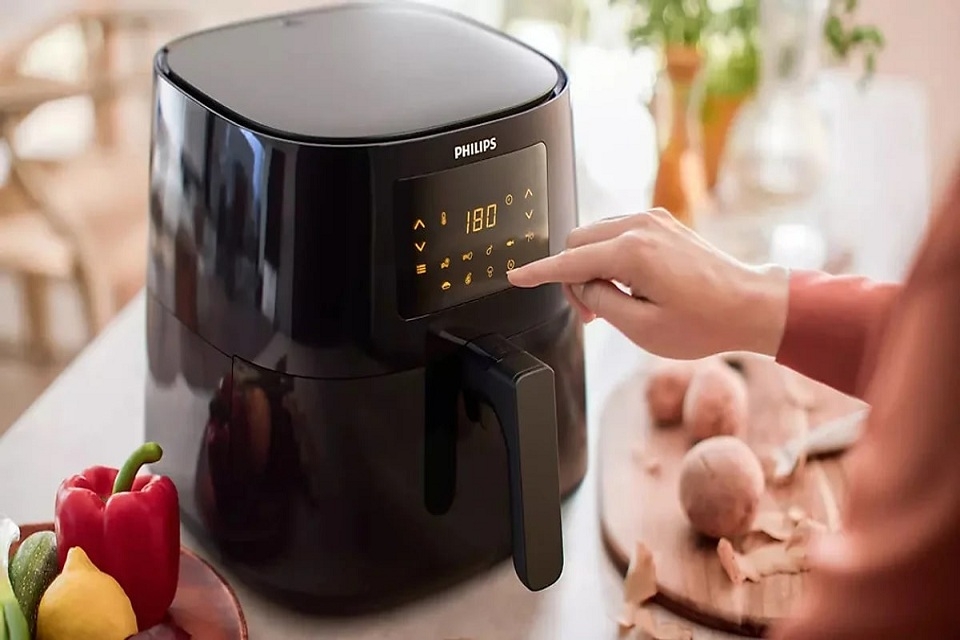 Hâm đồ ăn bằng nồi chiên không dầu 2