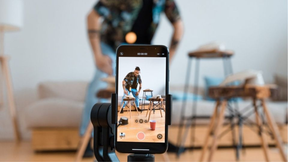 Video nên đề cập đến câu chuyện thu hút