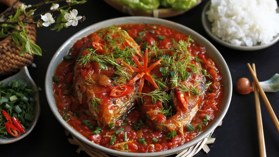 Cá thu sốt cà chua đậm đà đưa cơm thích hợp cho cả nhà