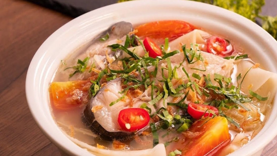 Canh chua cá thu thanh mát, giải nhiệt, đưa cơm trong ngày hè oi nóng