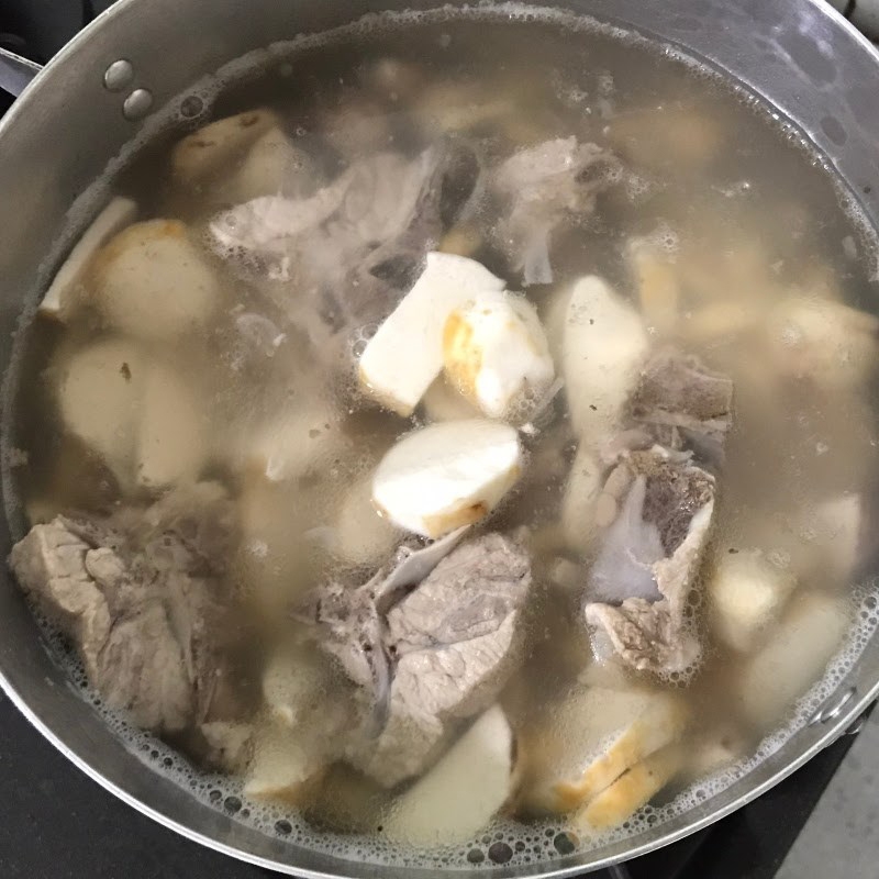 canh xương khoai sọ - ảnh 4
