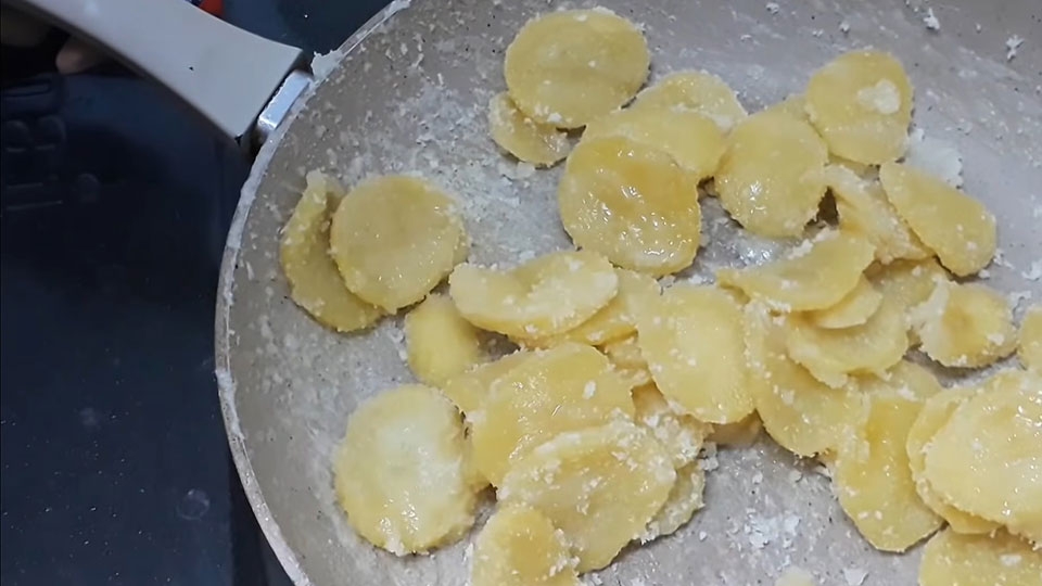 Sên mứt dừa