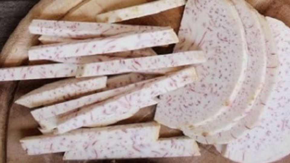 Cách làm khoai môn chiên nước mắm (2)