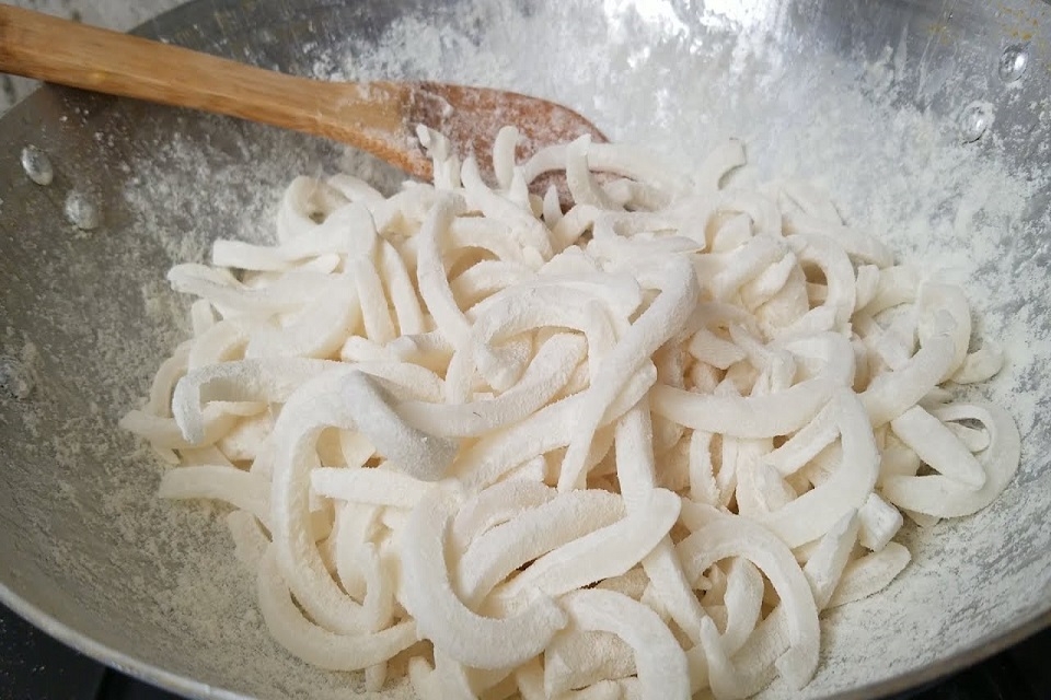 Cách làm mứt dừa bánh tẻ 5