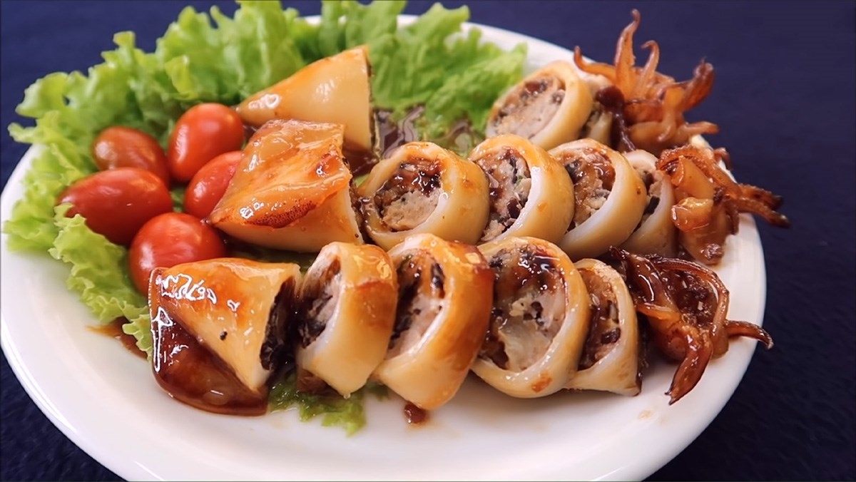 Mực nhồi thịt chiên nước mắm giòn ngon, đậm đà