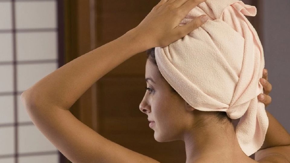 Ủ tóc collagen tại nhà đơn giản với 4 bước