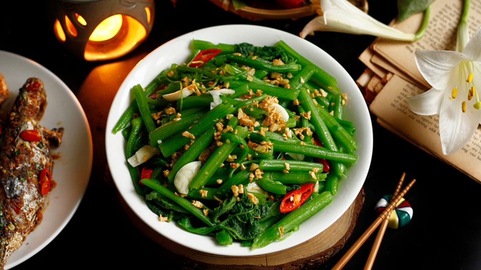 Rau bầu có chứa khá nhiều chất dinh dưỡng tốt cho con người