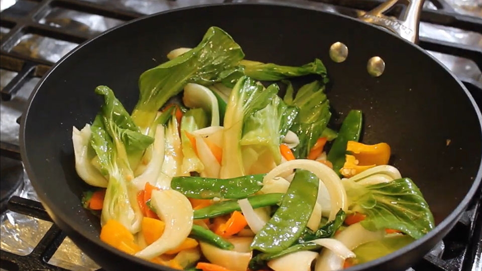 Xào rau củ