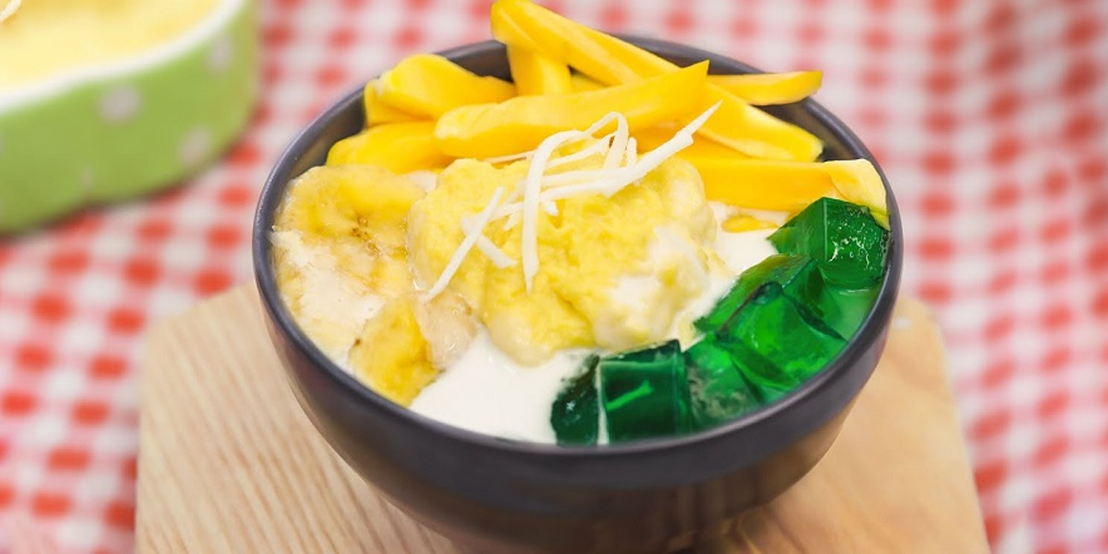 cách làm chè Thái sầu riêng cốt dừa