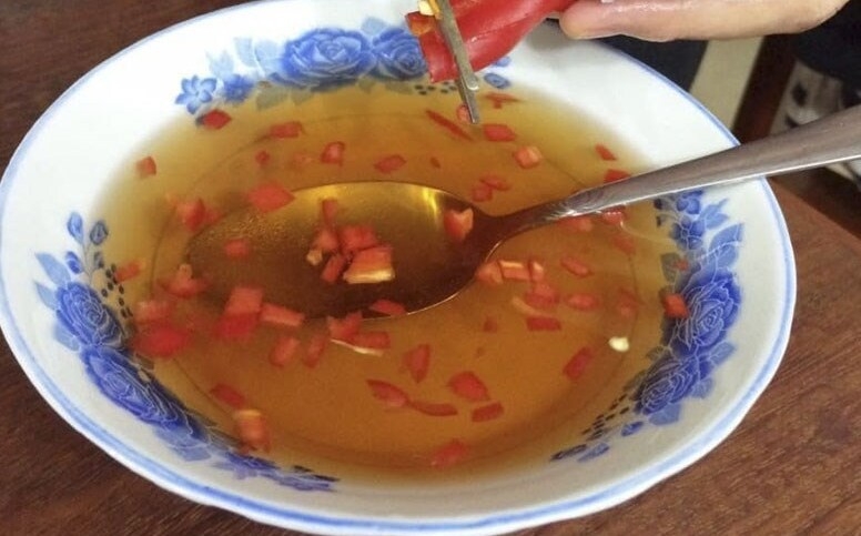 Hoàn thành nước mắm ăn kèm