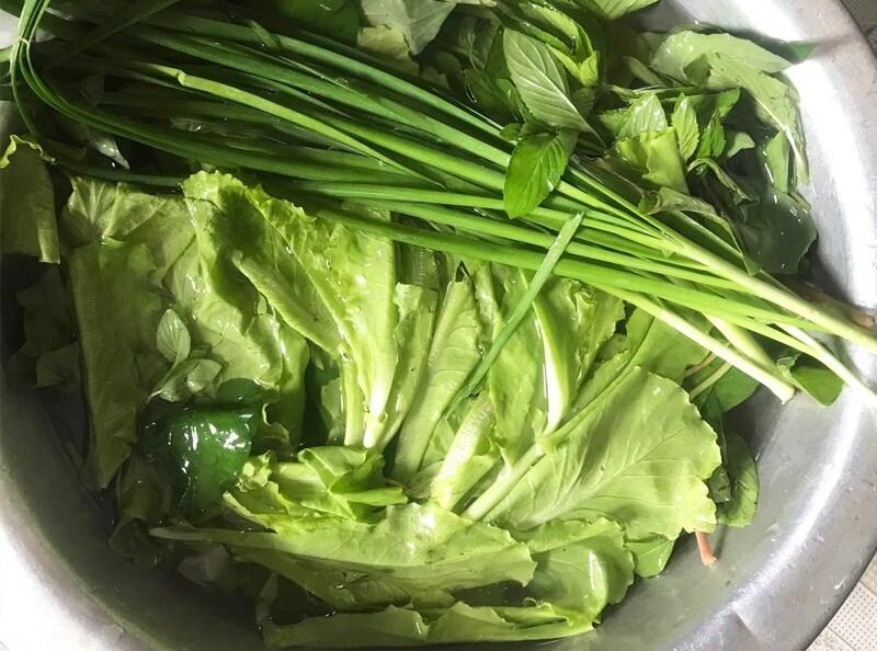 Rửa sạch rau sống