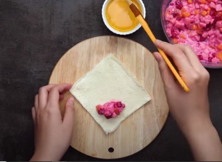 chả giò trái cây 4