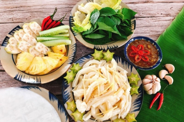 Thành phẩm món lòng bò luộc
