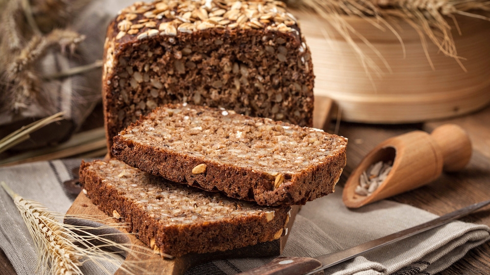 Bánh mì đen chứa nhiều chất dinh dưỡng cho cơ thể