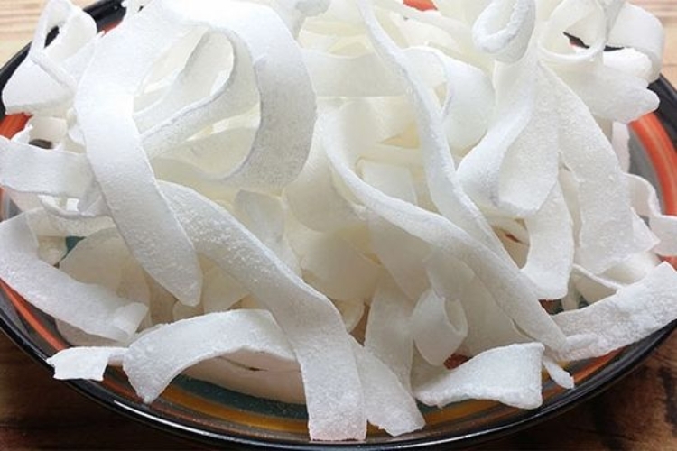 Mứt dừa làm bằng nồi chiên không dầu