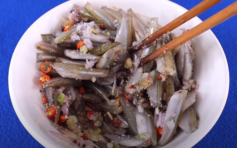 cá lòng tong chiên giòn - hình 3