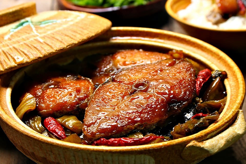 Cách kho cá ngừ ăn bún 6