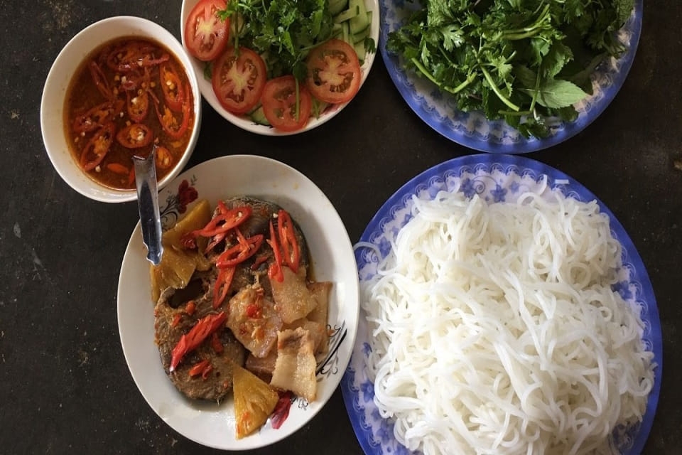 Cách kho cá ngừ ăn bún 7