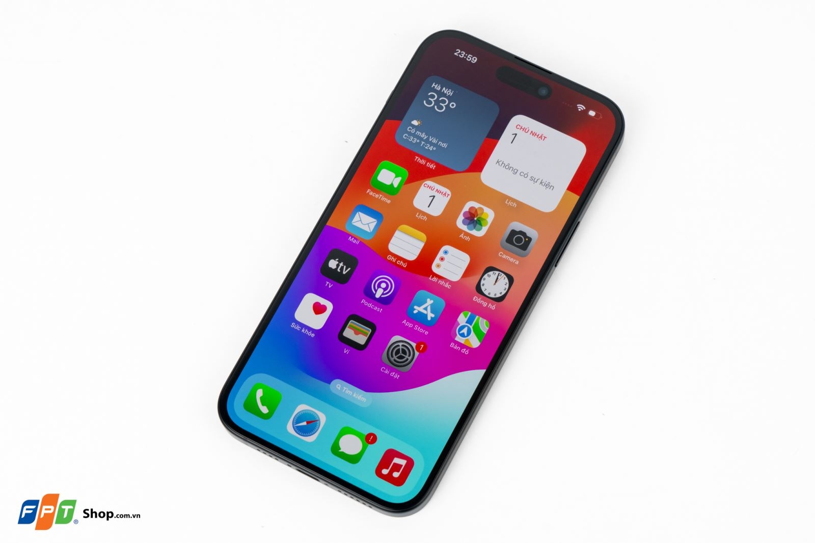 Mặt trước iPhone 15