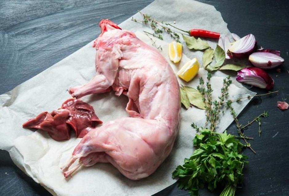 Thịt thỏ bổ dưỡng, thơm ngon, ít béo và có nhiều lợi ích cho sức khỏe.
