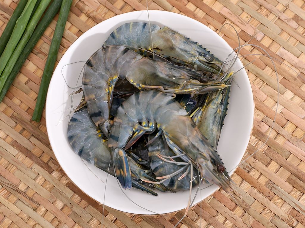 Cách chiên tôm giòn ngon hấp dẫn, thích hợp đãi tiệc hay đổi vị cho gia đình mỗi dịp cuối tuần 7