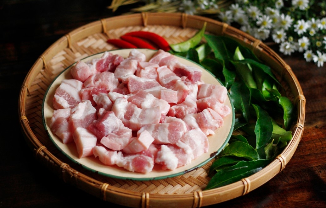 Cách làm thịt chiên riềng thơm ngon lạ miệng, càng ăn càng cuốn với 3 công thức sau 1