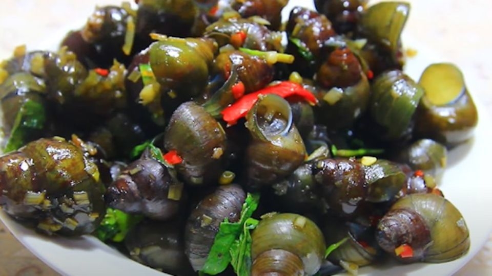 Ốc gạo xào sả ớt