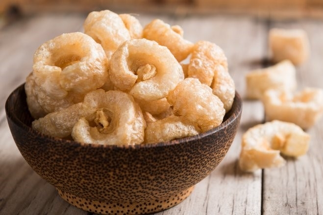 2 cách làm da heo chiên giòn bằng nồi chiên không dầu giòn rụm thơm ngon mà không ngấy 6