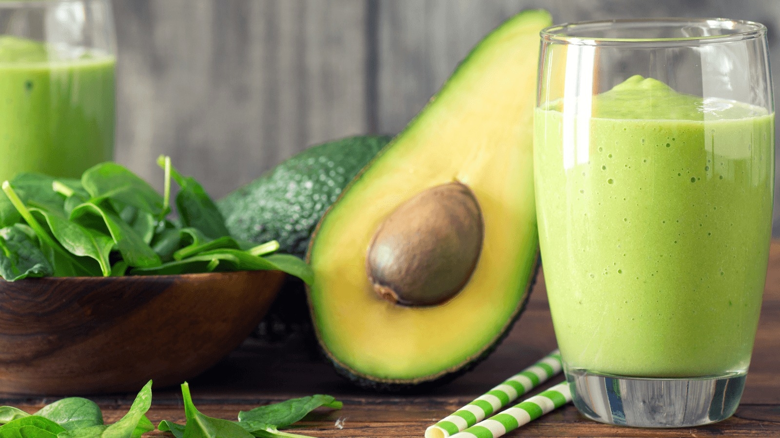 Sinh tố bơ giàu dinh dưỡng, thơm ngon, dễ gây nghiện