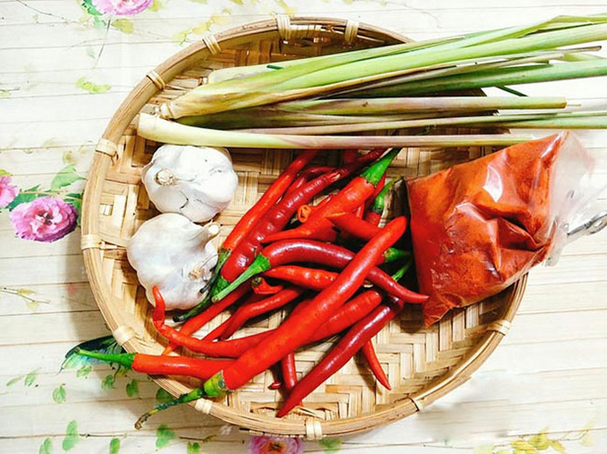 cách làm sa tế ăn bún bò - hình 2