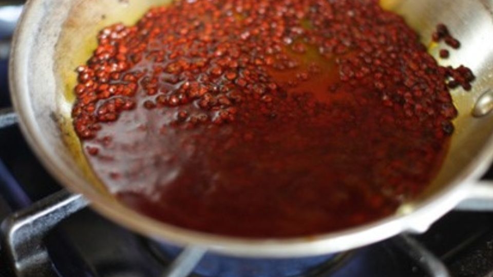 Cách làm nước sốt bánh mì (3)