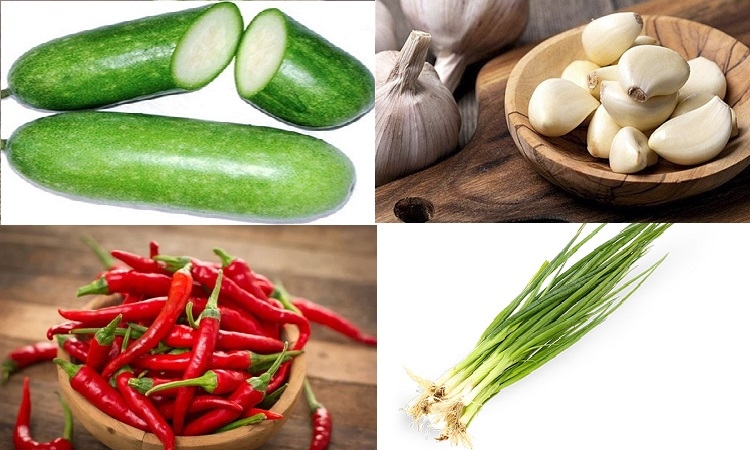 Chuẩn bị nguyên liệu làm bí xanh xào tỏi