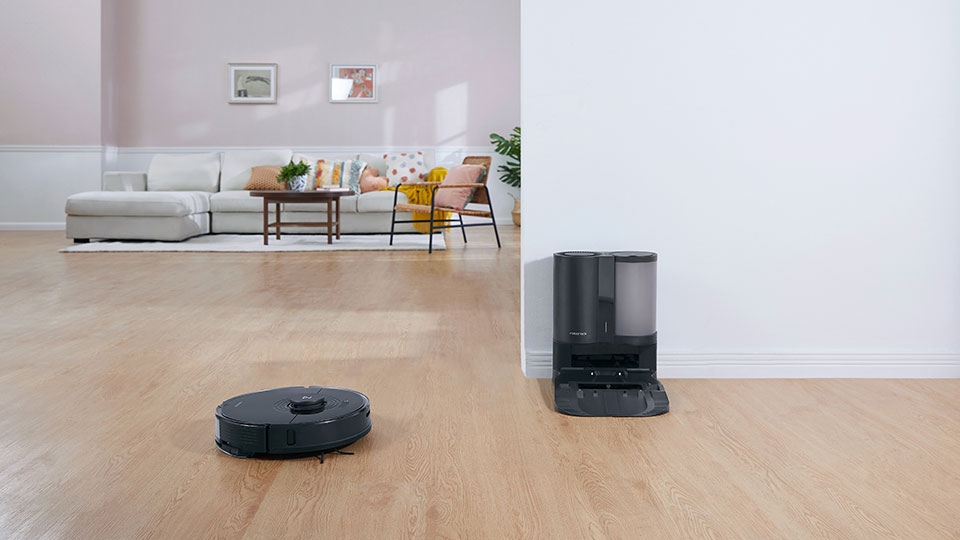 Robot hút bụi tự đổ rác - Ảnh 07