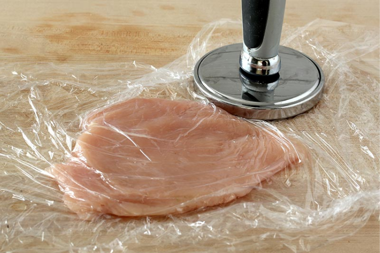 Màng bọc thực phẩm có lợi ích gì? Khám phá ứng dụng thú vị của chúng trong cuộc sống mà không phải ai cũng biết hình 4