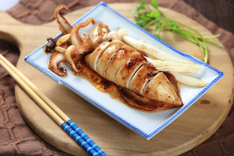 Hé lộ 5 cách nướng mực bằng lò nướng vừa ngon, vừa dễ, ai cũng có thể thực hành ngay tại căn bếp nhỏ hình 6