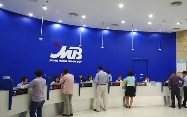 Ngân hàng MB làm việc từ 8h đến 17h30 thứ 2 - thứ 6