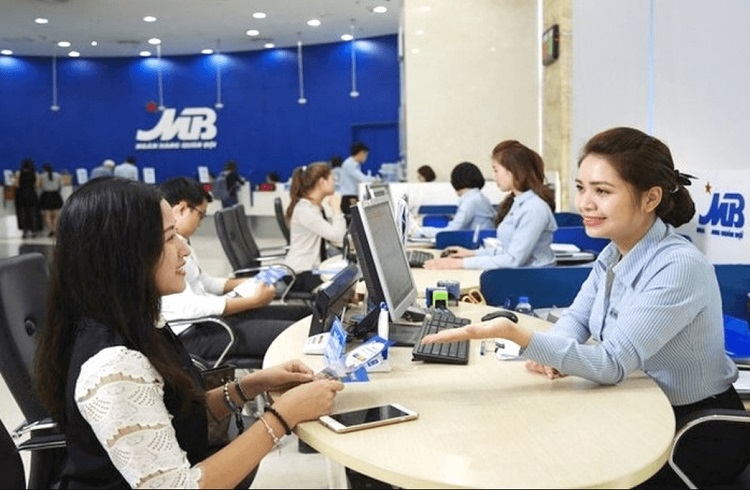 Chỉ có một số chi nhánh MB làm việc vào sáng thứ 7