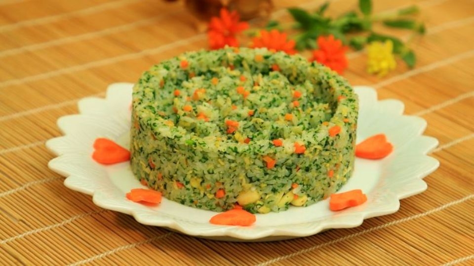 Cơm chiên cải bó xôi