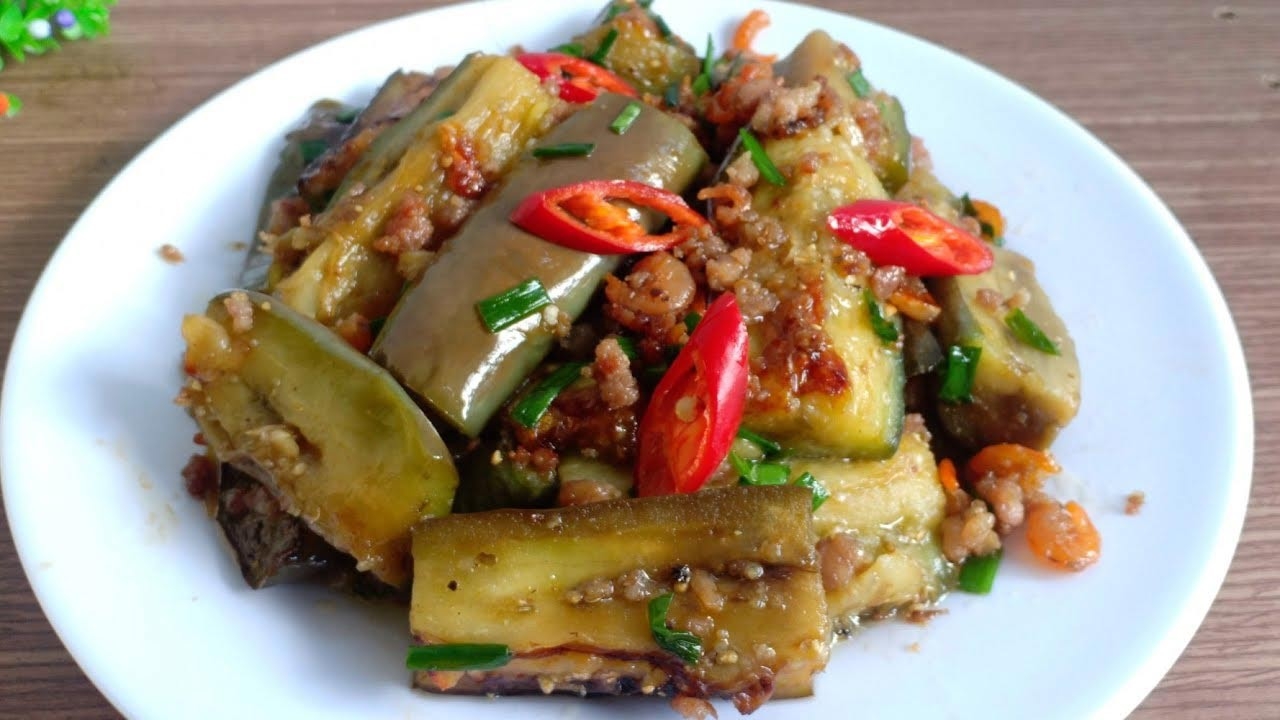 Cà tím xào thịt bằm